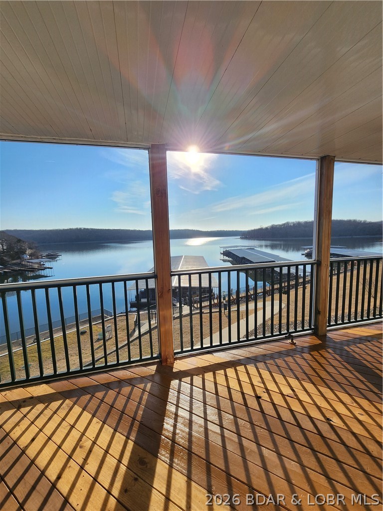 Park Place On The Lake - Residential