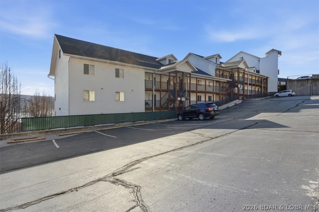 Park Place On The Lake - Residential