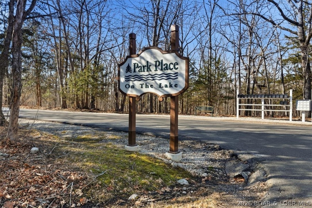 Park Place On The Lake - Residential