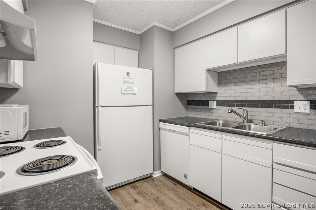 Maywood Estates Condominium - Residential