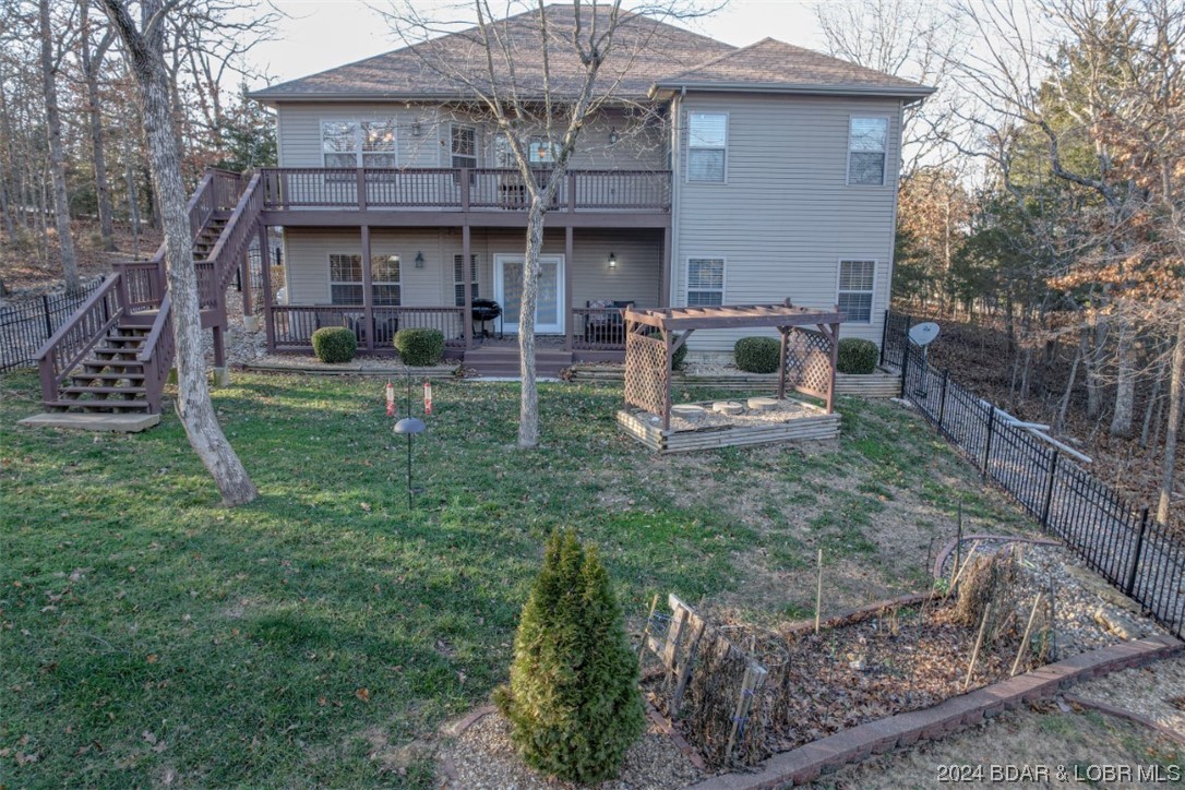 Four Seasons, Missouri 65049, United States, 4 Bedrooms Bedrooms, ,4 BathroomsBathrooms,Residential,Contingent,67412