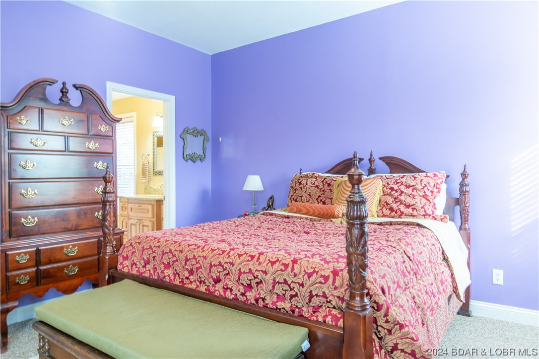 Four Seasons, Missouri 65049, United States, 4 Bedrooms Bedrooms, ,4 BathroomsBathrooms,Residential,Contingent,67412