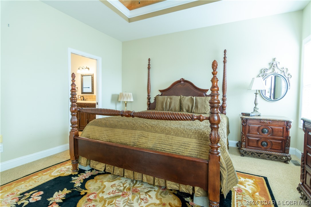 Four Seasons, Missouri 65049, United States, 4 Bedrooms Bedrooms, ,4 BathroomsBathrooms,Residential,Contingent,67412