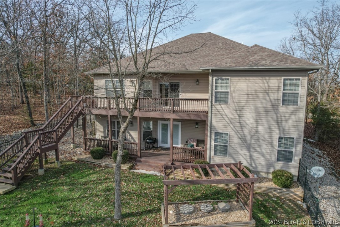 Four Seasons, Missouri 65049, United States, 4 Bedrooms Bedrooms, ,4 BathroomsBathrooms,Residential,Contingent,67412