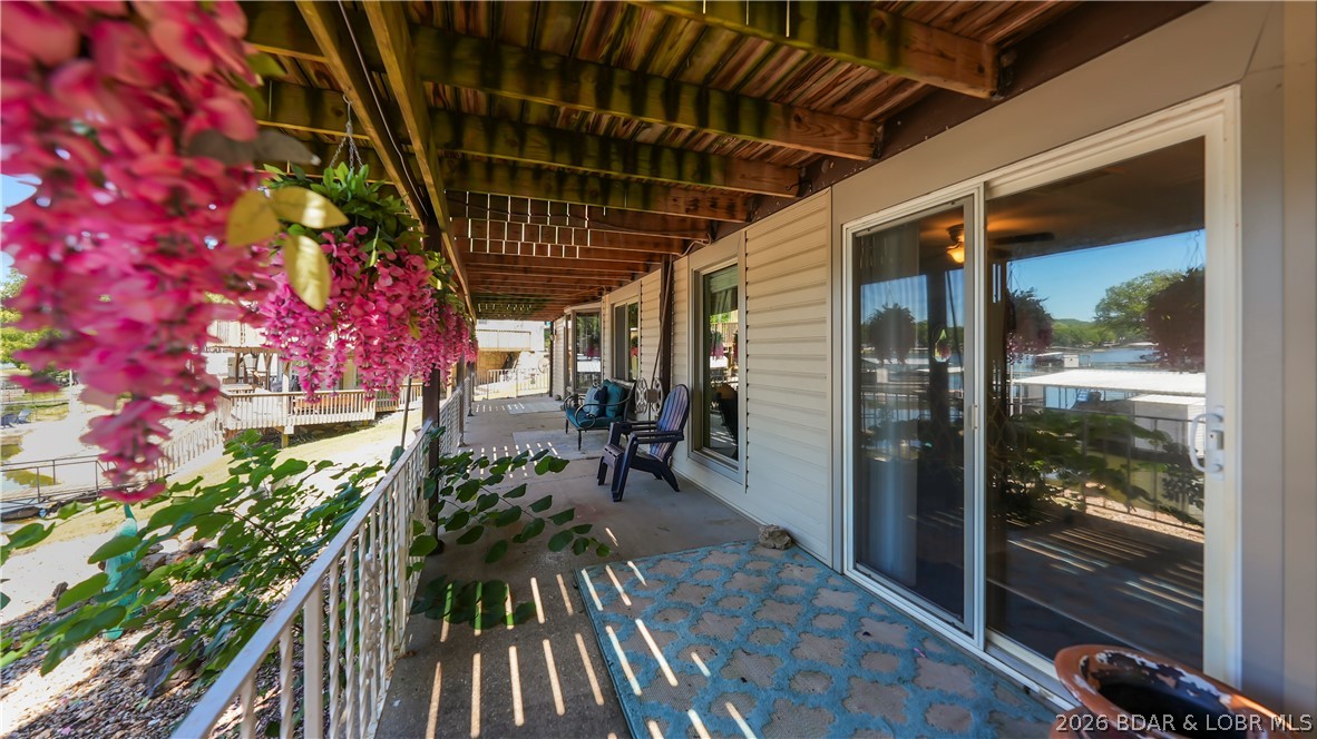 Shady Point - Residential