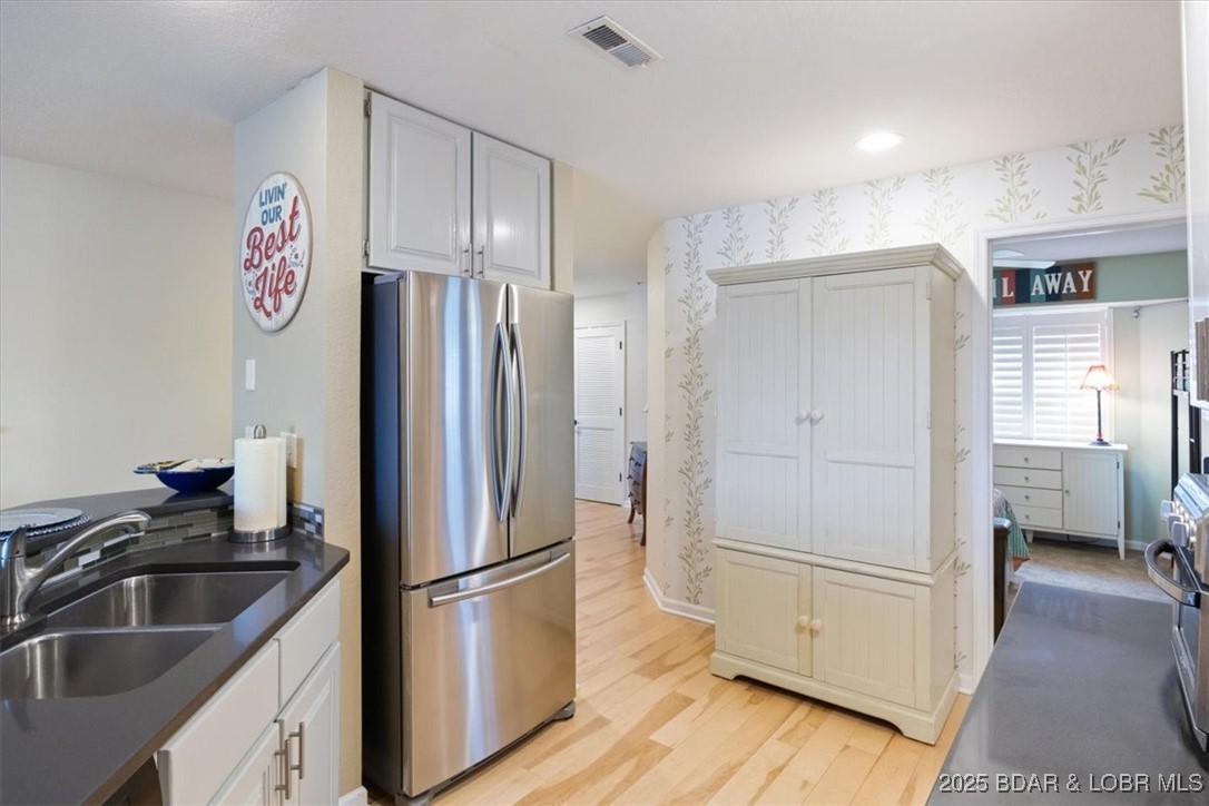 Park Place On The Lake - Residential