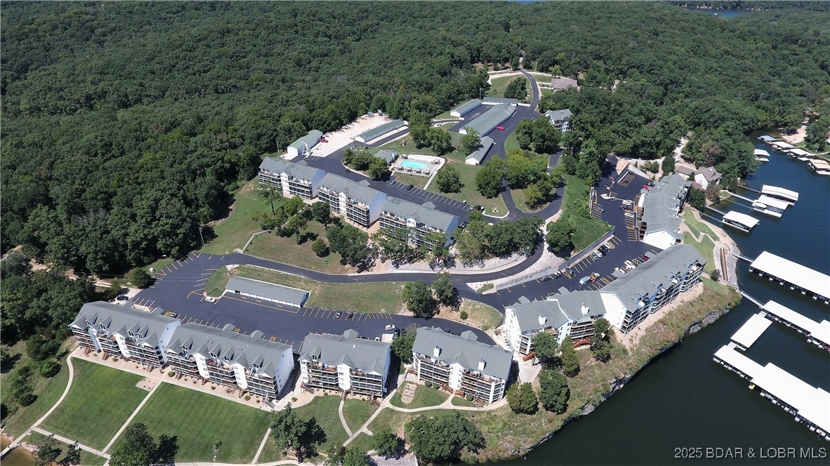 Park Place On The Lake - Residential