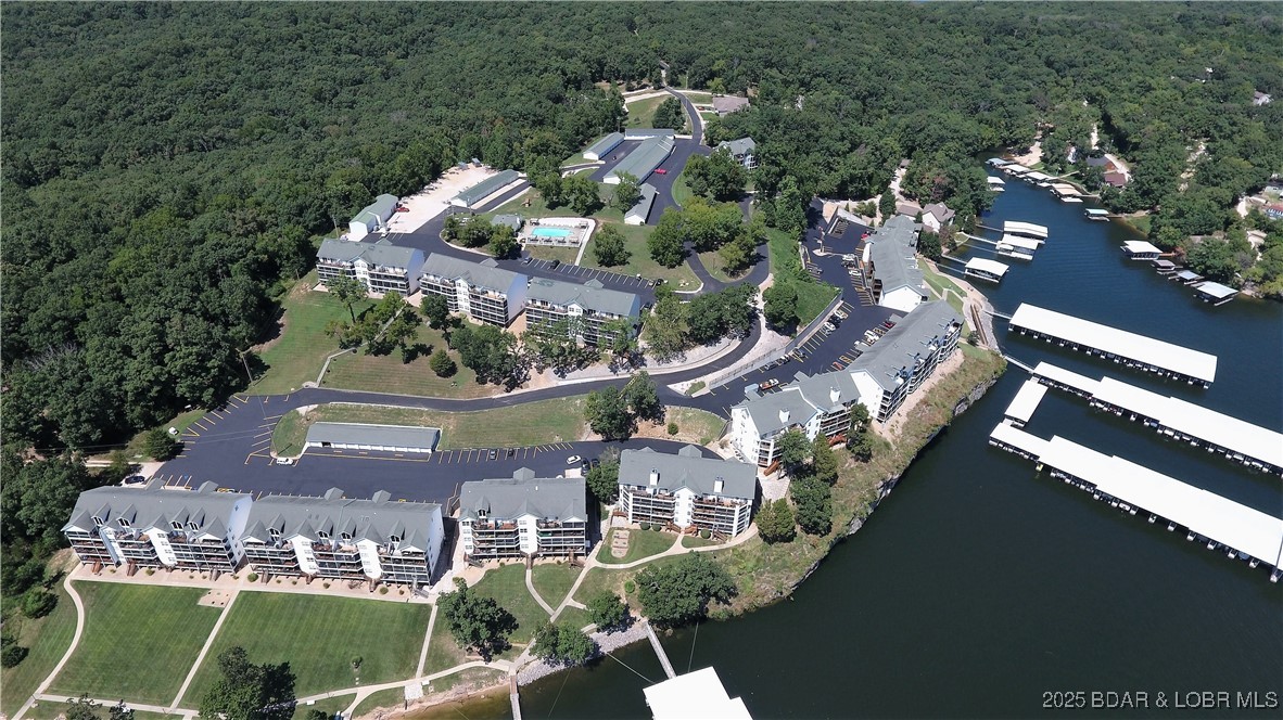 Park Place On The Lake - Residential