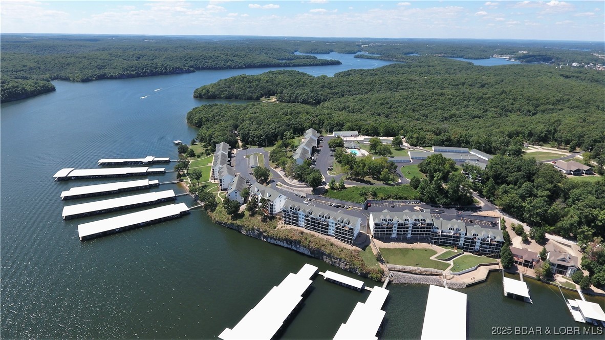 Park Place On The Lake - Residential