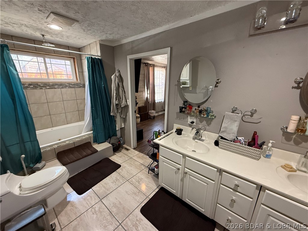 Lakewood Beach - Residential