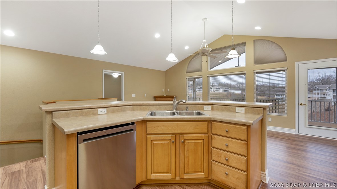 Villas at Grand Glaize - Residential