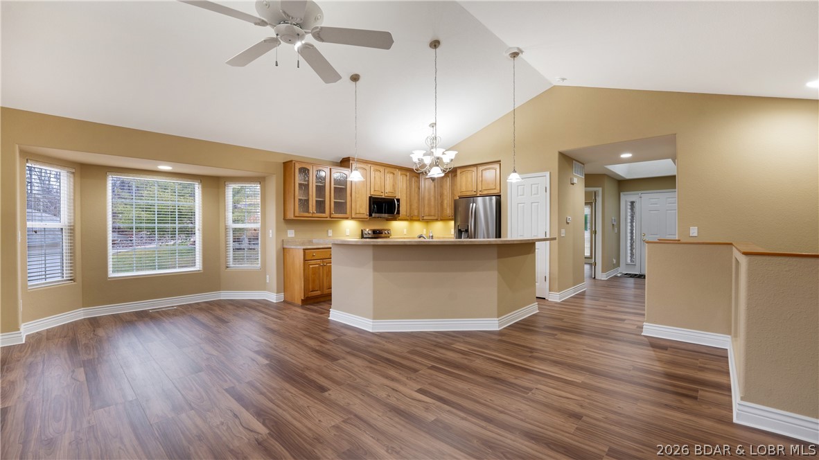 Villas at Grand Glaize - Residential