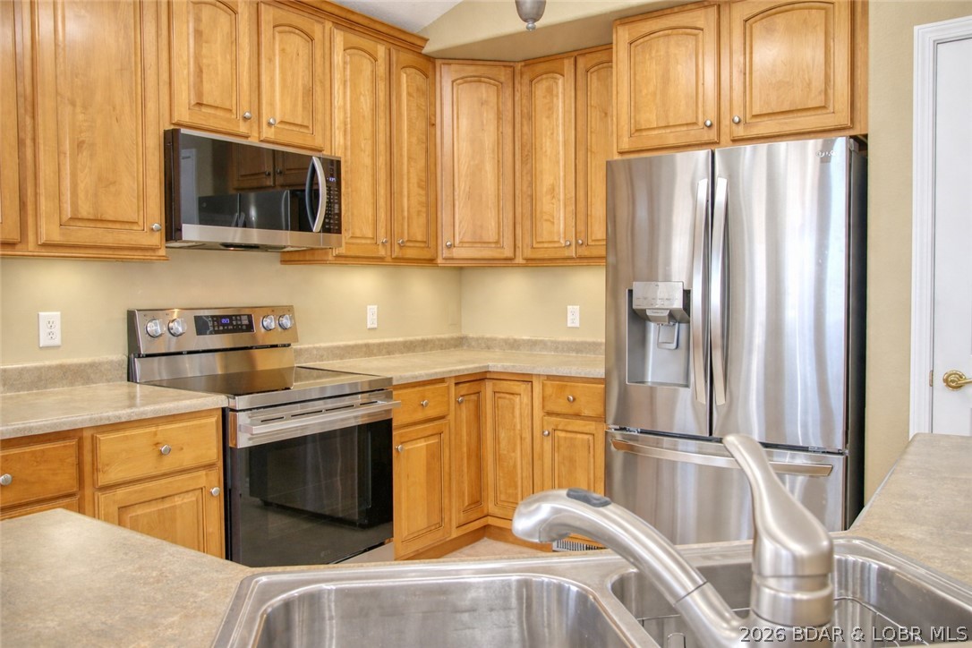 Villas at Grand Glaize - Residential