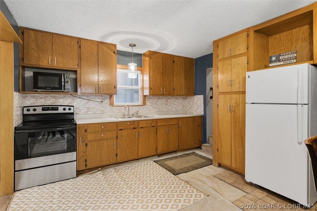 Long Acres - Residential