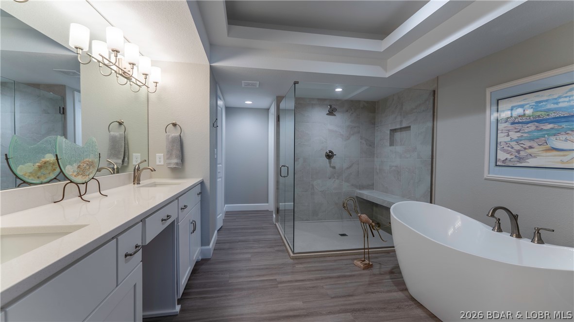 Lighthouse Pointe Condominium - Residential