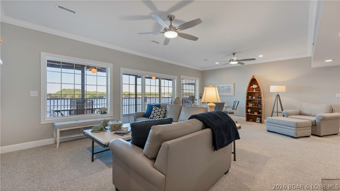 Lighthouse Pointe Condominium - Residential