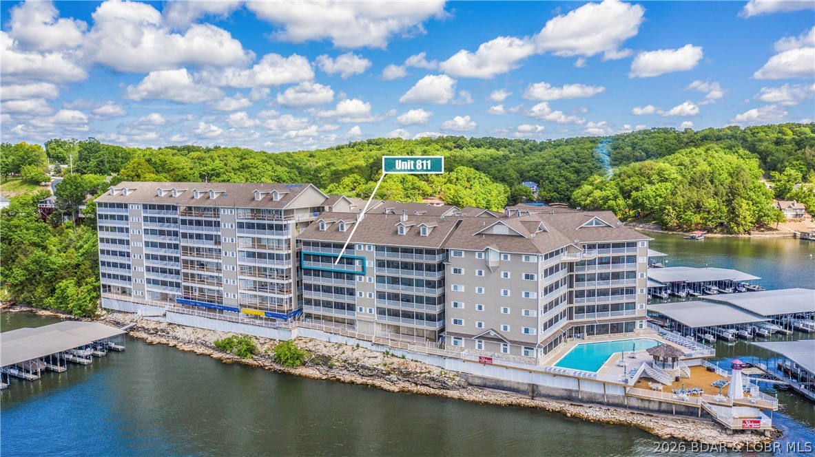 Lighthouse Pointe Condominium - Residential