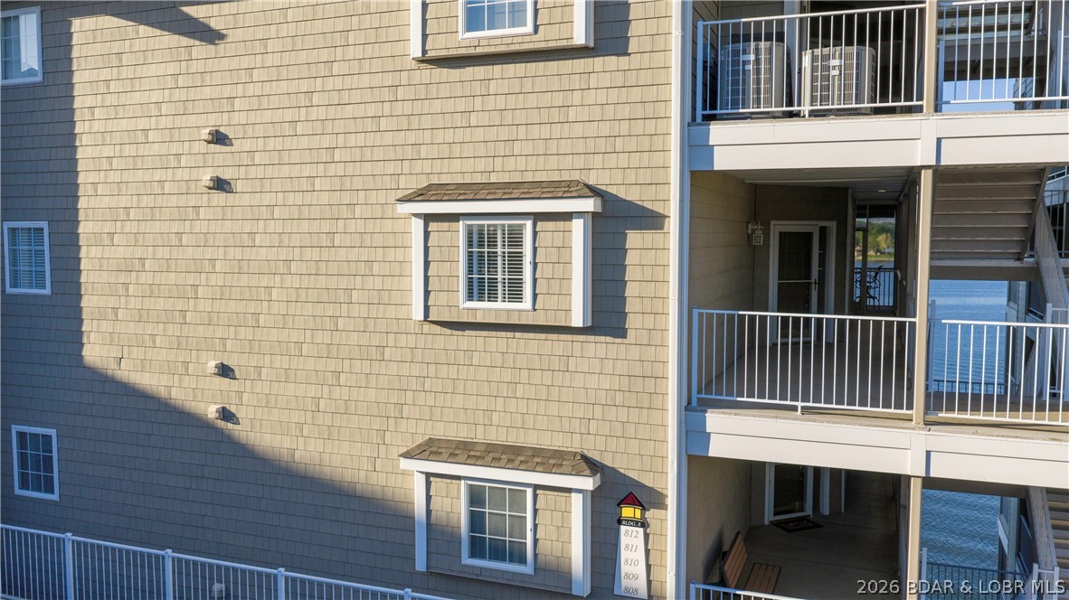 Lighthouse Pointe Condominium - Residential