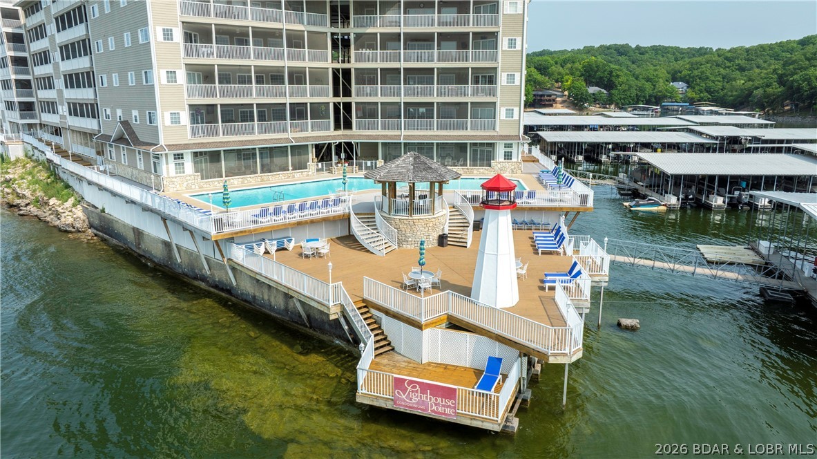 Lighthouse Pointe Condominium - Residential
