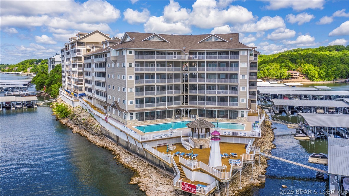 Lighthouse Pointe Condominium - Residential