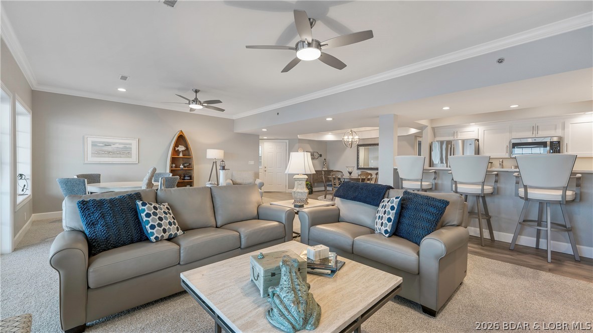 Lighthouse Pointe Condominium - Residential