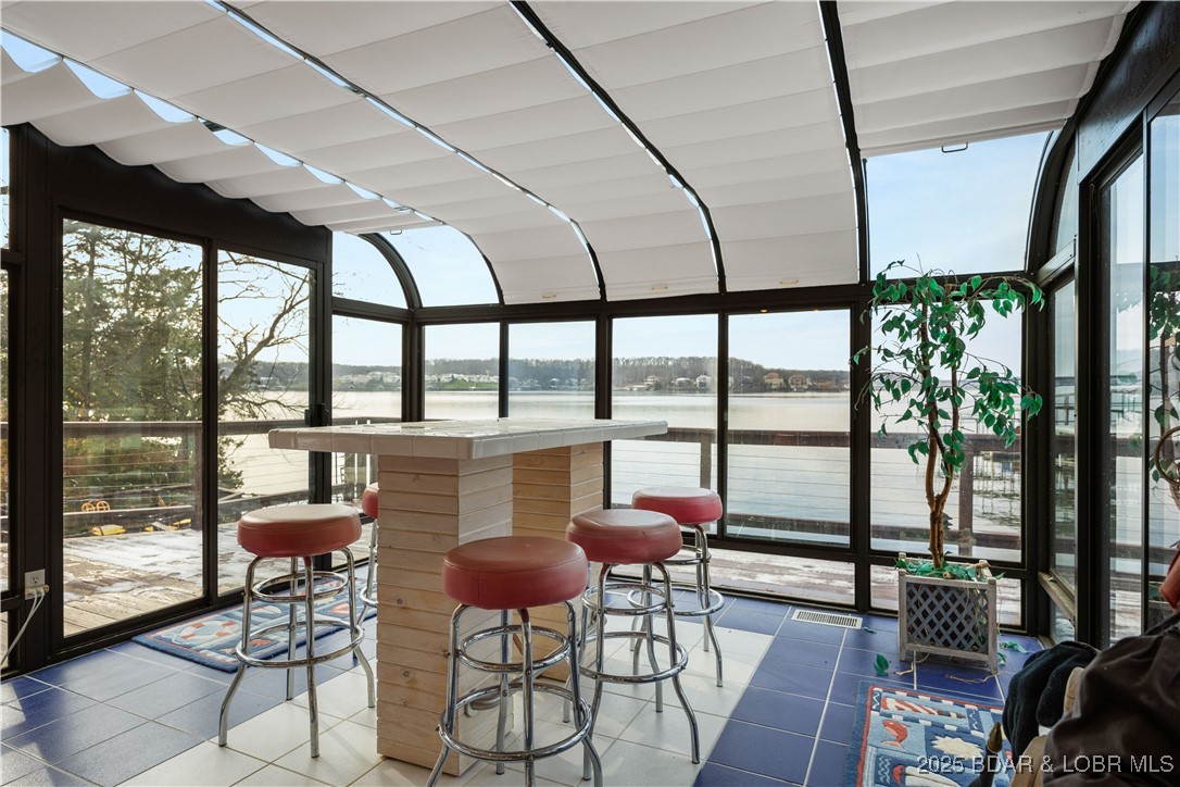 Arrowhead Beach Club - Residential