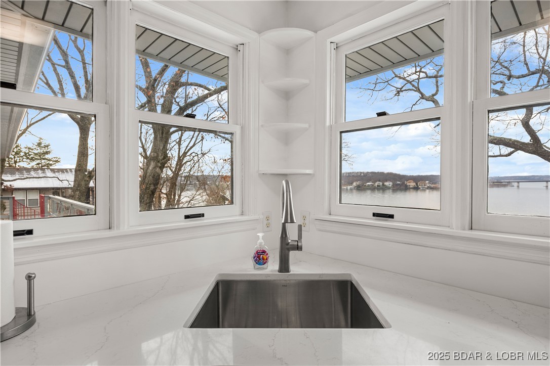 Arrowhead Beach Club - Residential