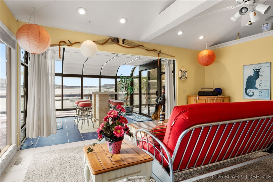 Arrowhead Beach Club - Residential