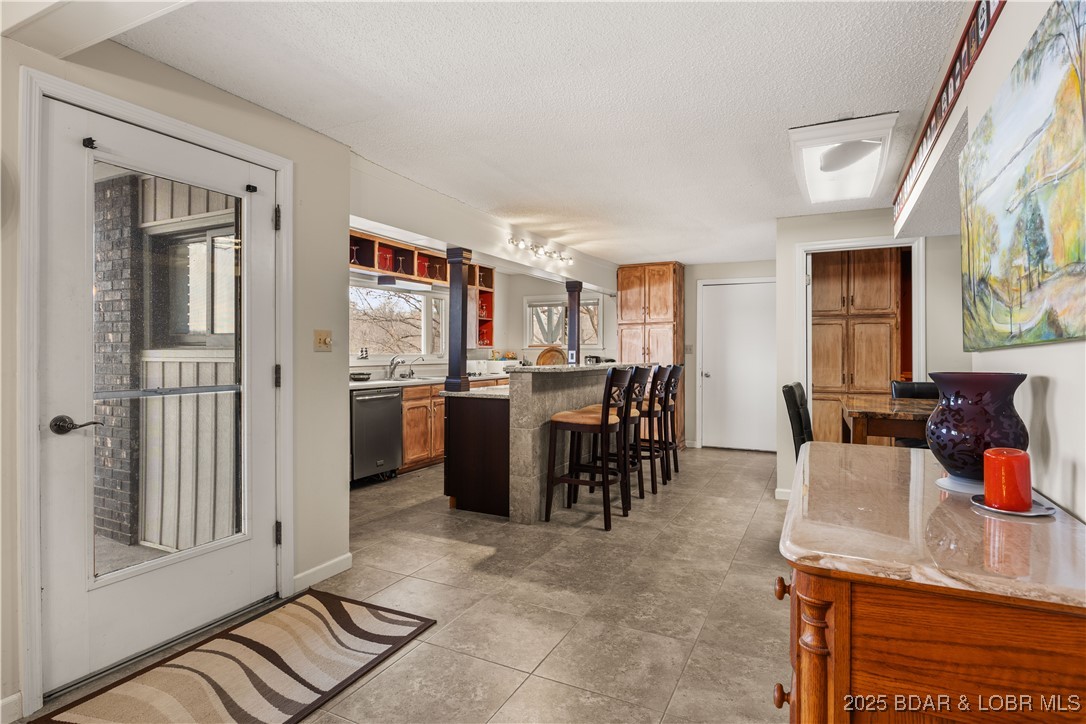 Arrowhead Beach Club - Residential