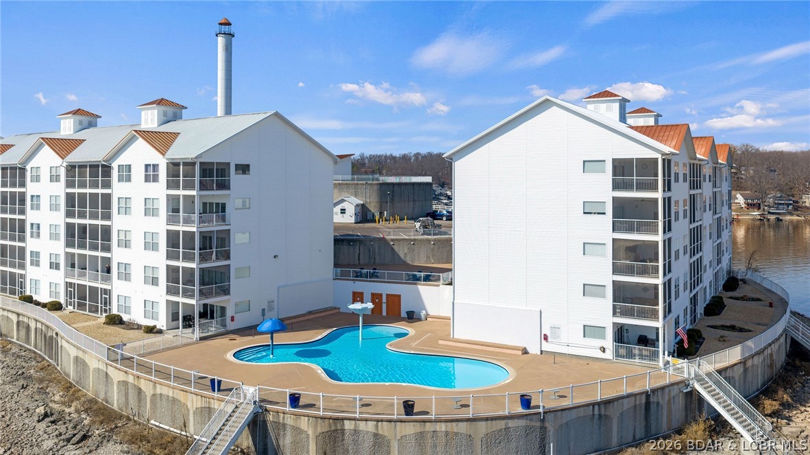 Isla Del Sol - Residential