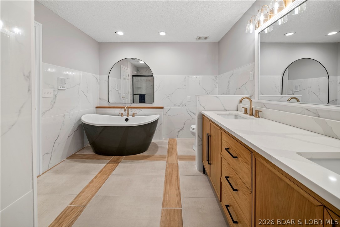 Arbor Oaks - Residential