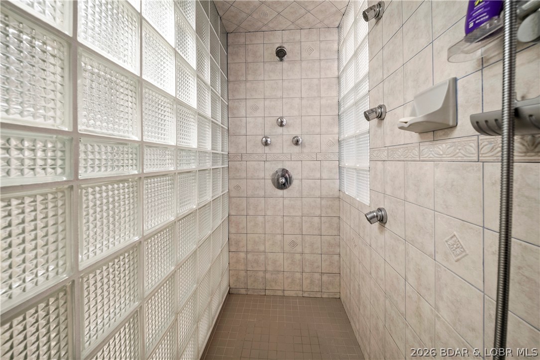 Arbor Oaks - Residential