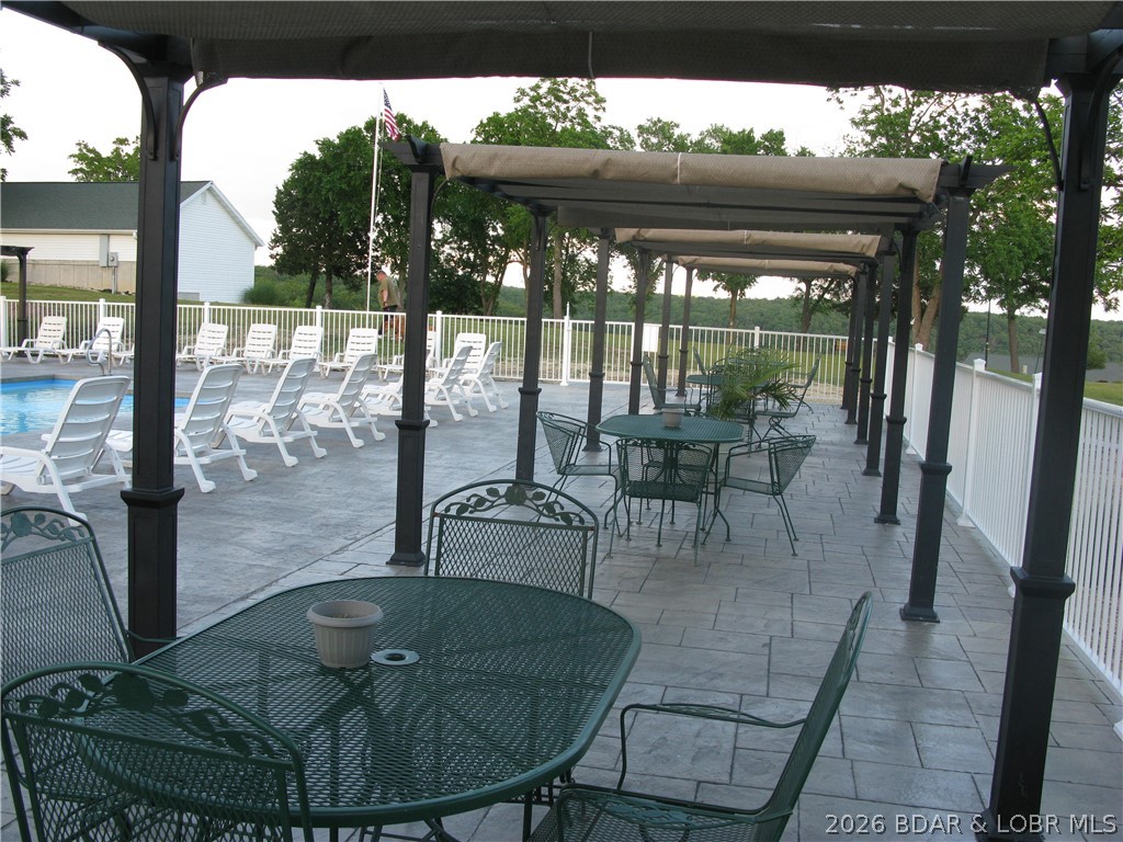 Park Place On The Lake - Residential