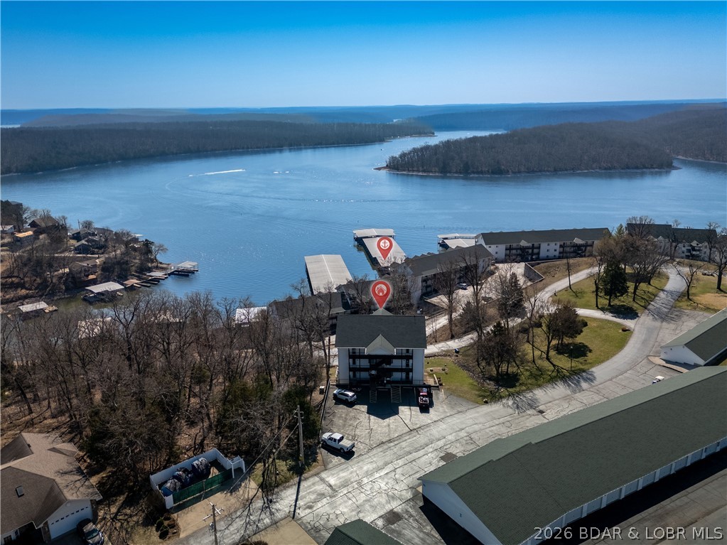 Park Place On The Lake - Residential