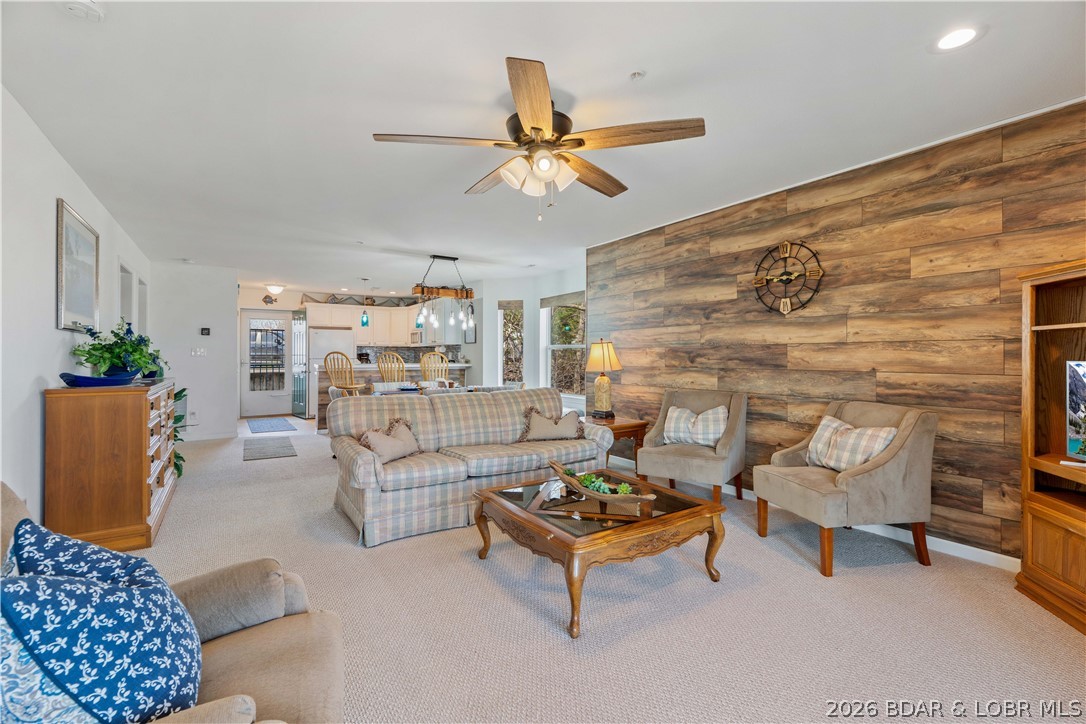 Park Place On The Lake - Residential