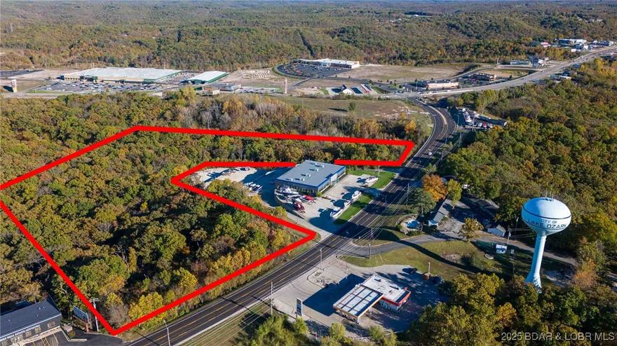 Taxes and Hwy dimensions are for all 3 lots. See plat