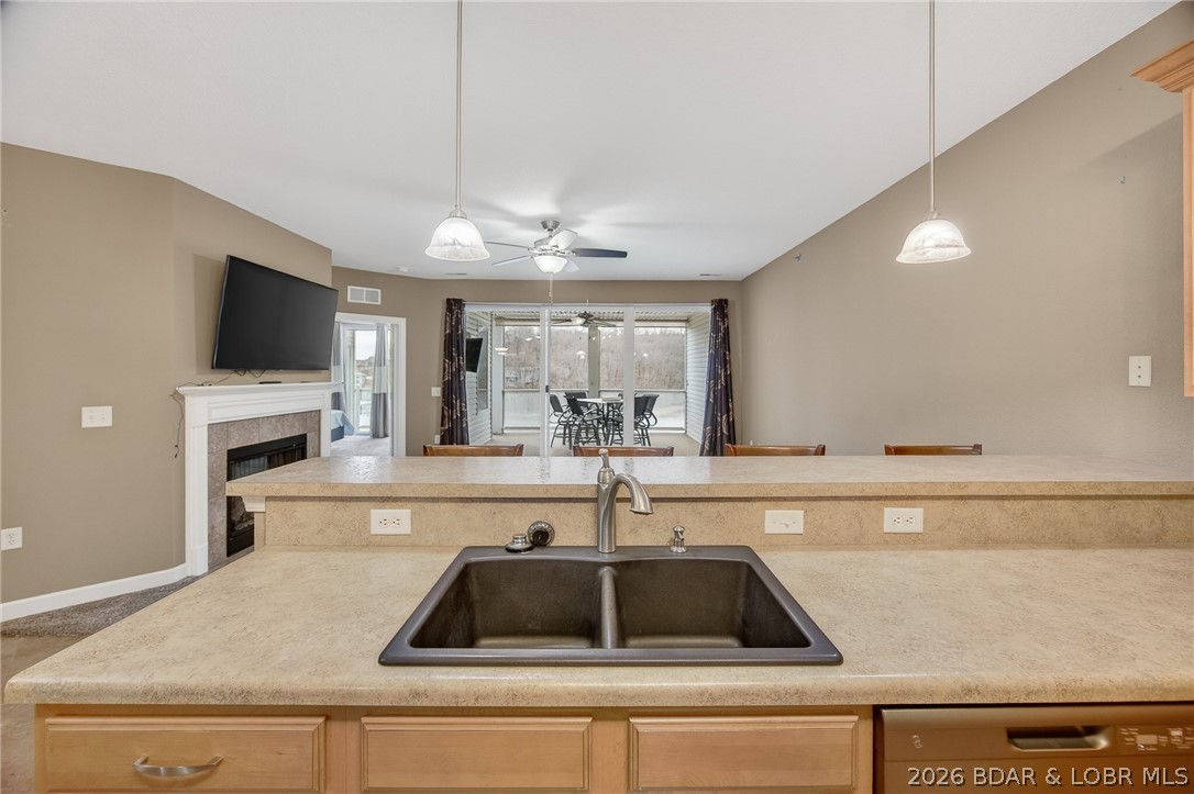 Sunset Palms Condominium - Residential