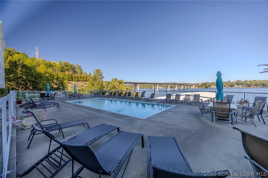 Sunset Palms Condominium - Residential