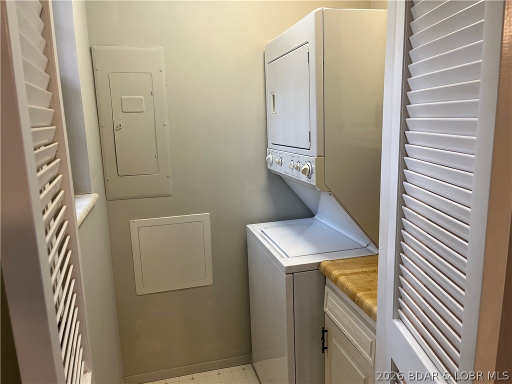 Waters Edge Condominium - Residential