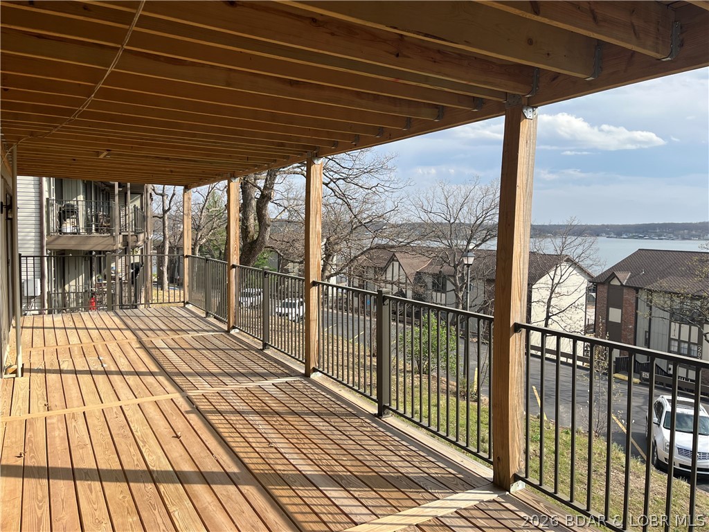 Waters Edge Condominium - Residential