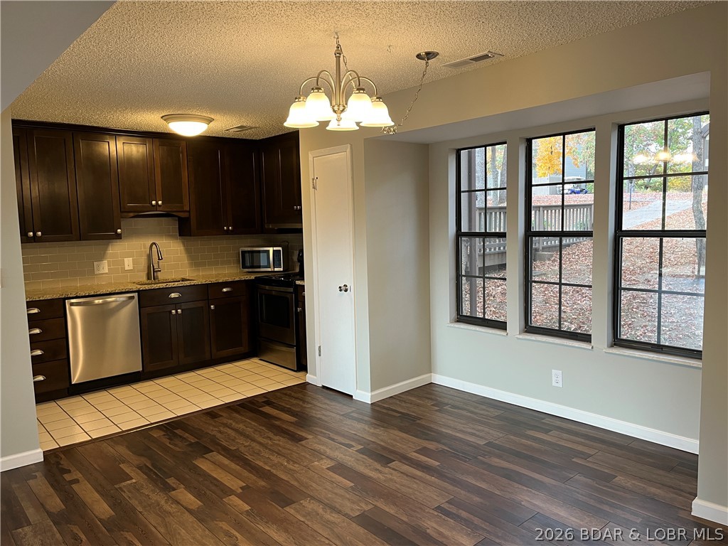 Waters Edge Condominium - Residential