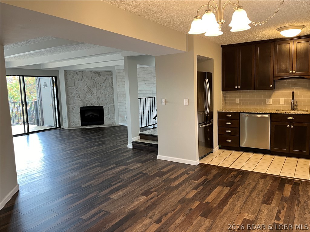 Waters Edge Condominium - Residential