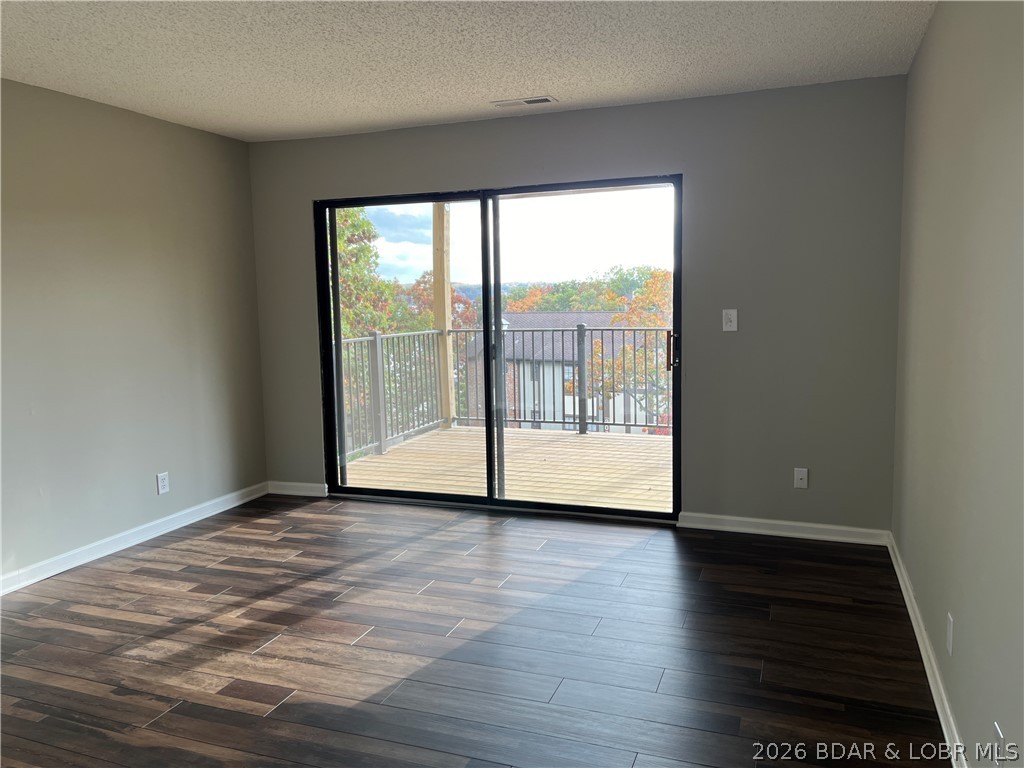 Waters Edge Condominium - Residential