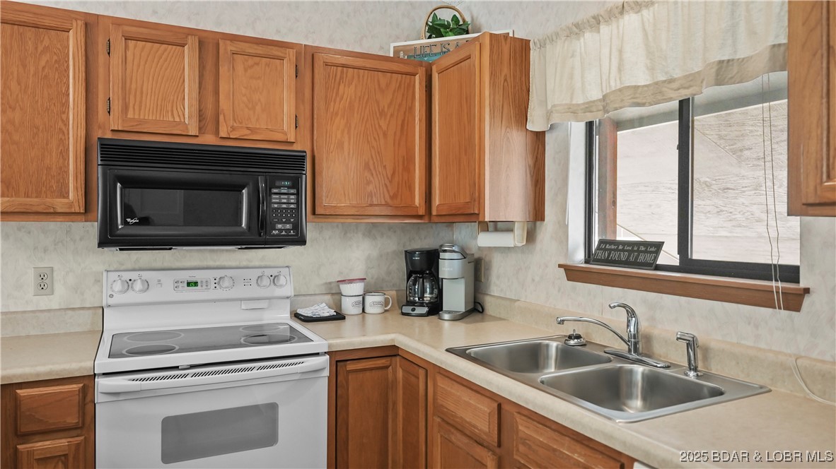 Lazy Days - Residential