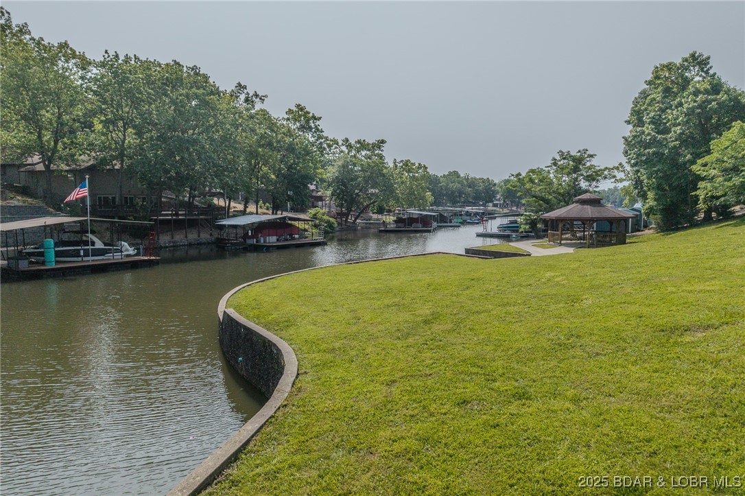 English Garden On Lk - Land
