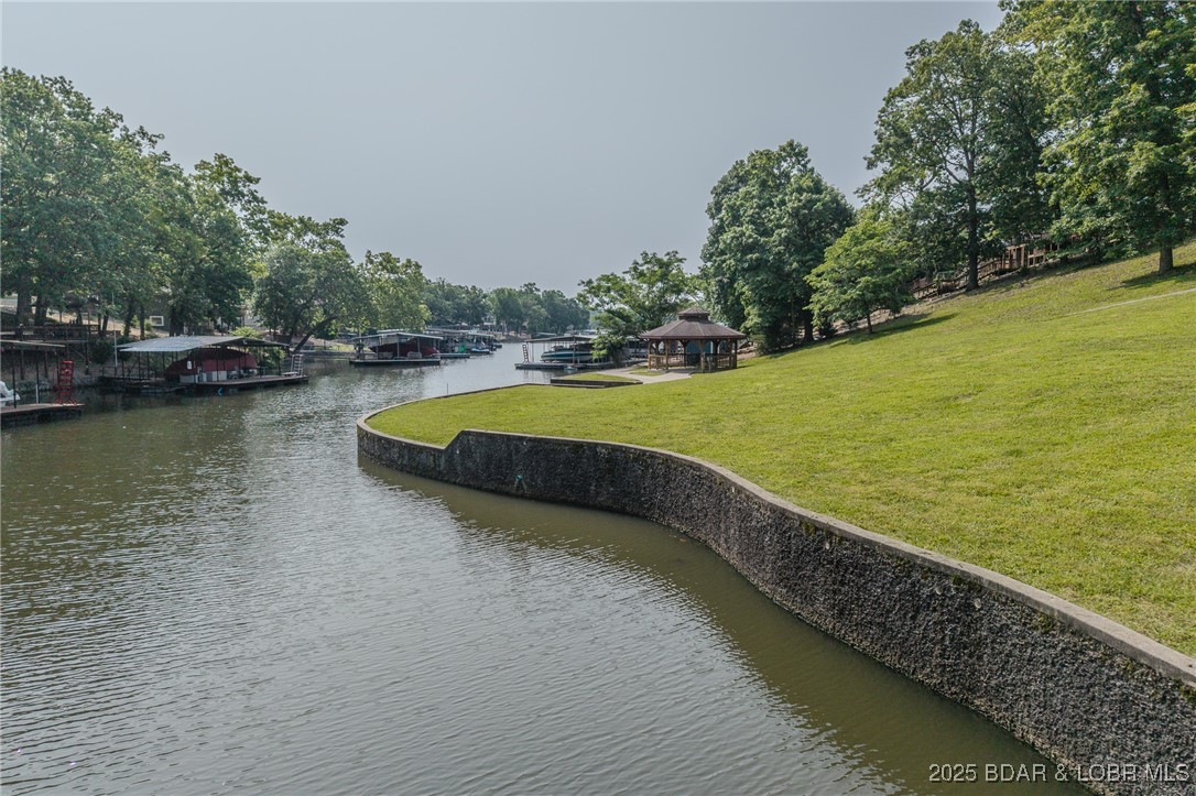 English Garden On Lk - Land