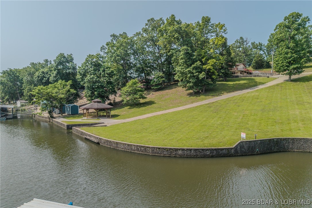 English Garden On Lk - Land