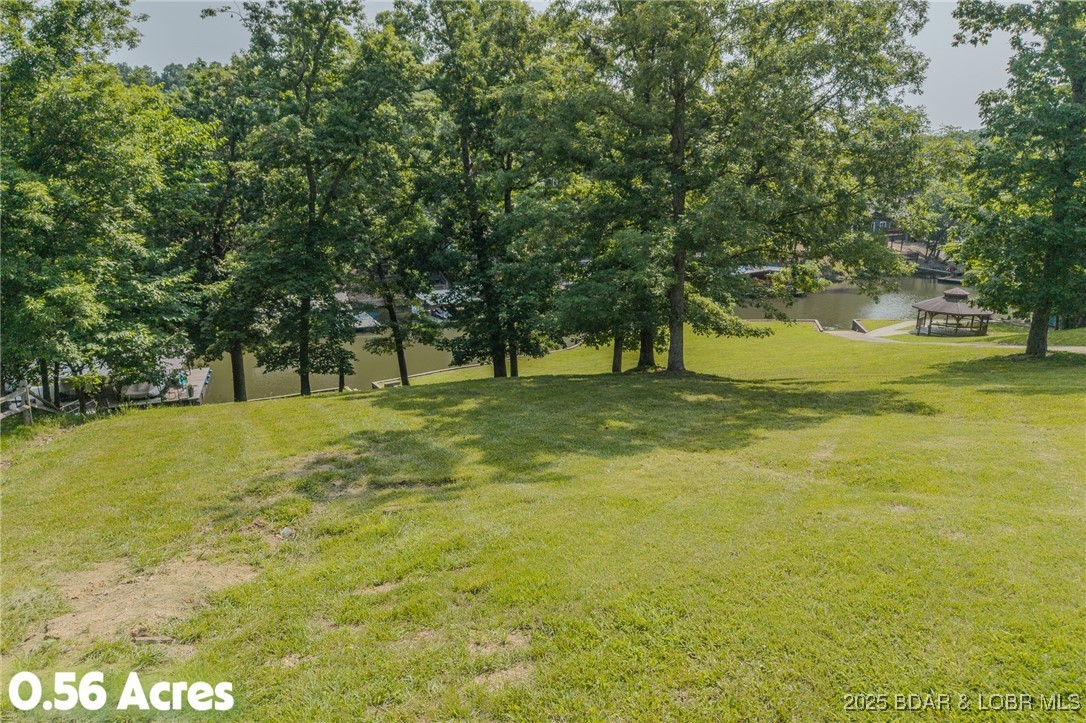 English Garden On Lk - Land