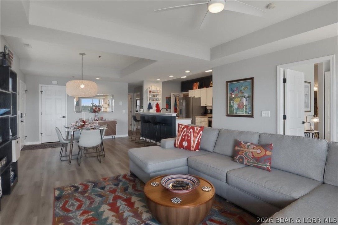 Palisades Condominium - Residential