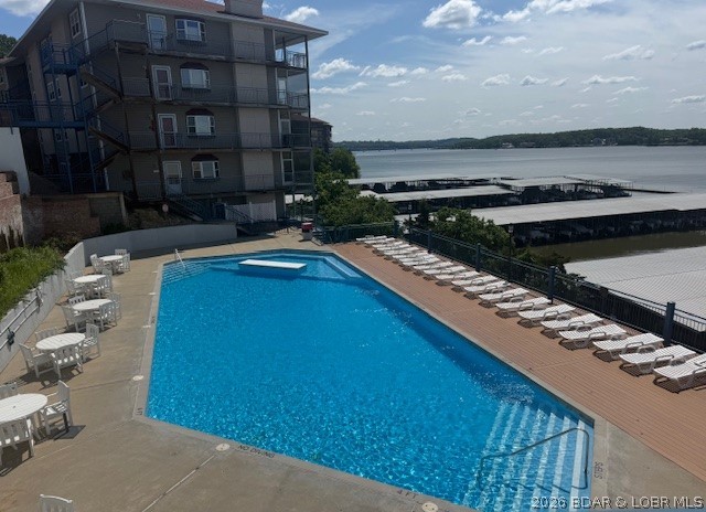 Palisades Condominium - Residential
